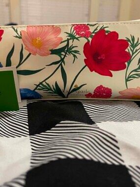 NWT Kate Spade New York Botanical Pencil Pouch Set w/ Eraser, Sharpener, Ruler